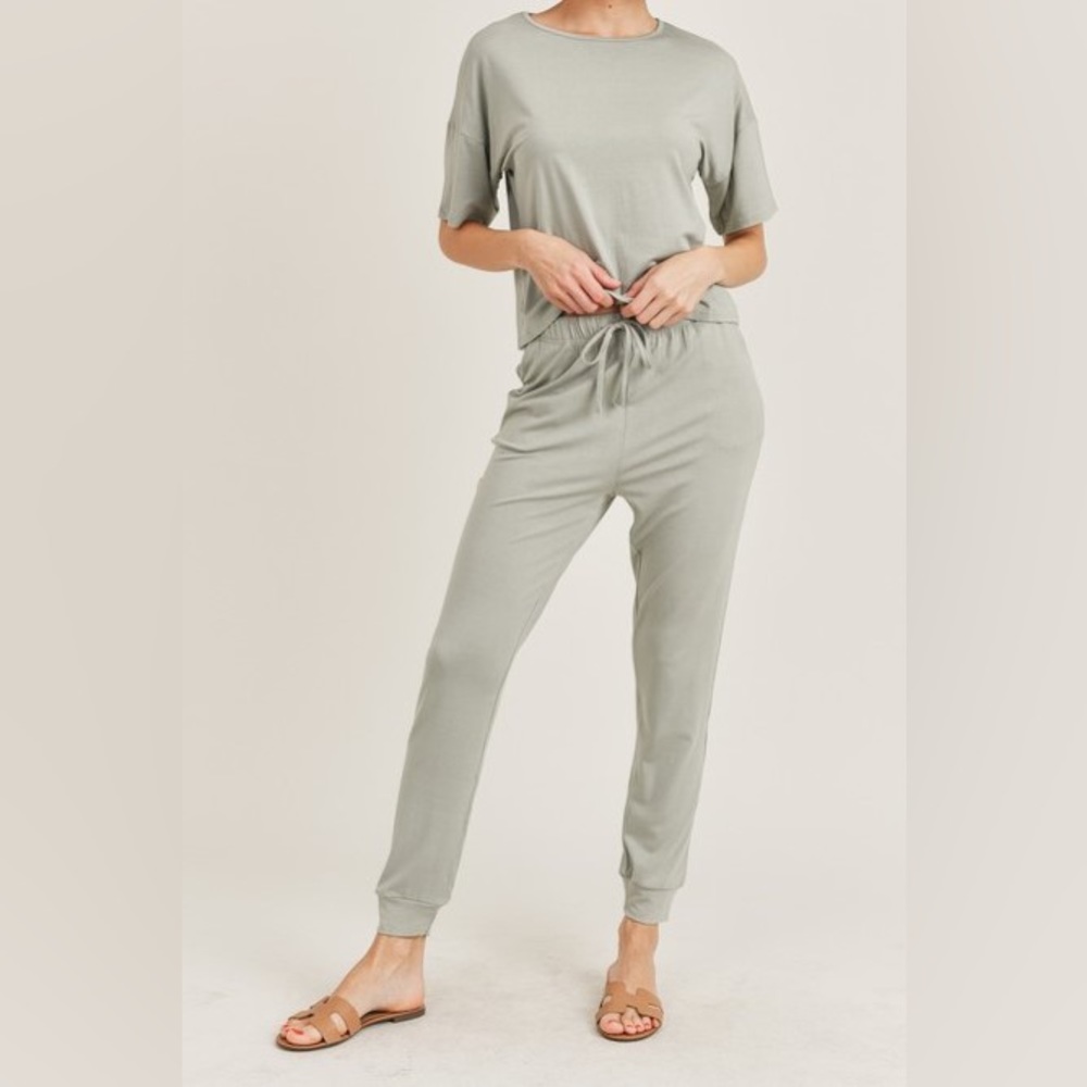 Drop Shoulder T-Shirt & Jogger Lounge Set Green
